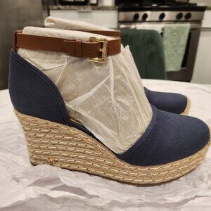 Michael Kors Espadrille Wedge Sandals – Navy & Tan – Size 8 – Good Condition